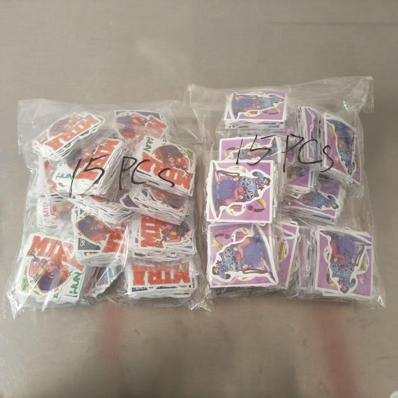Le lot de stickers découpés de JOJO Pack a été livré