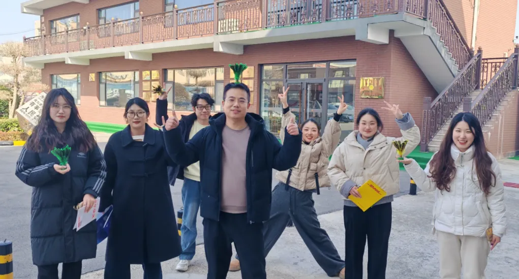 Une courte pause déjeuner dynamise le bureau avec le plaisir du volant