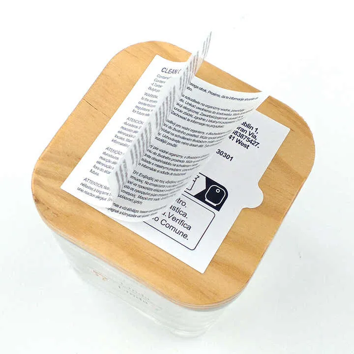 Dépliez les étiquettes du livret