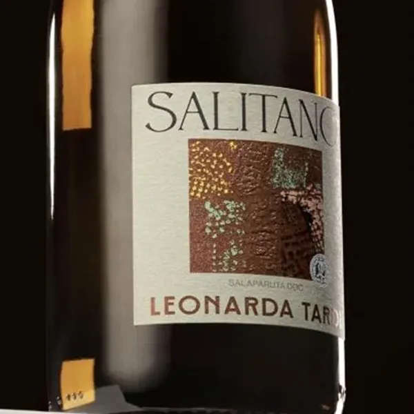 Étiquette de vin rouge